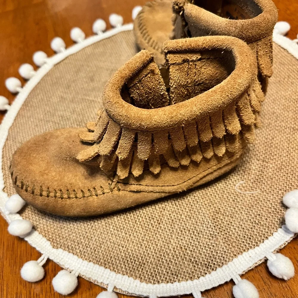 Minnetonka Kids Suede Fringe Moccasins in Tan